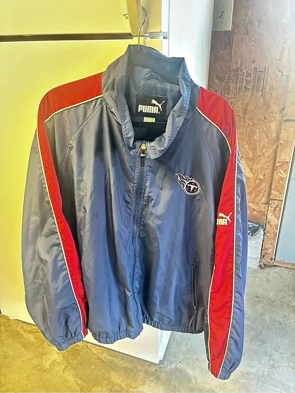 Puma Tennessee Titans Color Block Windbreaker in Blue & Red
